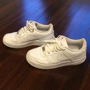 Air Force 1 sneakers